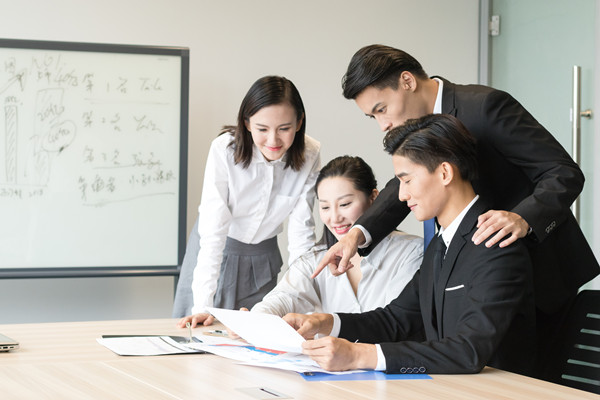人才梯隊(duì)建設(shè)：培養(yǎng)儲(chǔ)備，確保企業(yè)持續(xù)發(fā)展