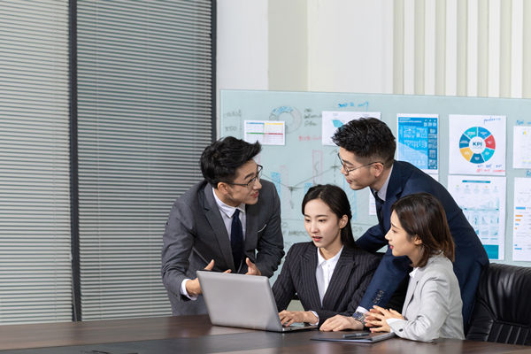 精益人才發(fā)展：培養(yǎng)專業(yè)人才，推動(dòng)企業(yè)持續(xù)發(fā)展