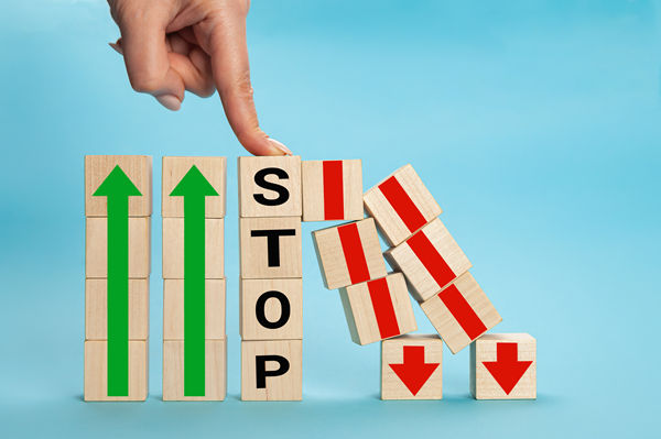 智能決策：利用數(shù)據(jù)驅(qū)動策略，提升企業(yè)管理效能