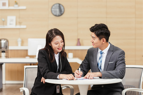 人力資源規(guī)劃：預測需求，制定合理的人才戰(zhàn)略