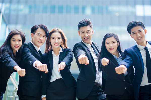 協(xié)同效應(yīng)：強化內(nèi)部溝通，打造高效協(xié)作團隊