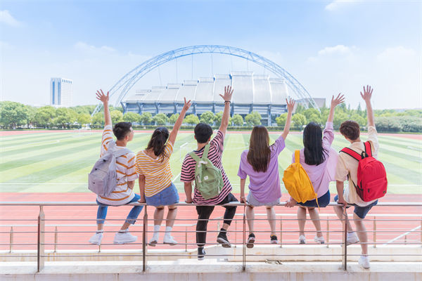 校園招聘嚴(yán)禁限定985和211高校，對制造業(yè)有哪些啟示？