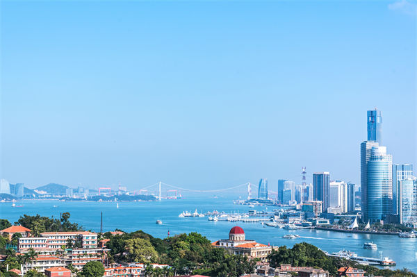 廈門營銷咨詢公司如何為企業(yè)定制精準(zhǔn)營銷策略？