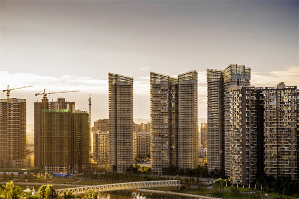 北上廣深樓市集體回暖，對(duì)制造型企業(yè)有何啟示？