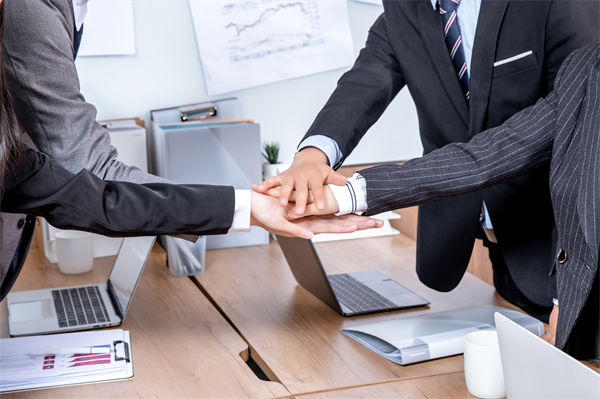 年度經(jīng)營計劃如何與企業(yè)的長期戰(zhàn)略目標(biāo)相銜接？