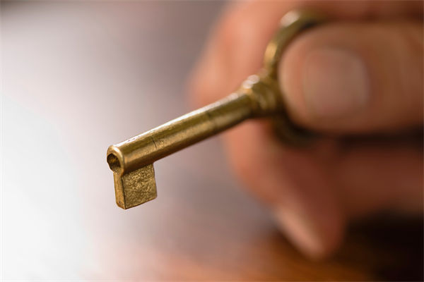 企業(yè)績(jī)效持續(xù)低迷，績(jī)效咨詢?nèi)绾沃?shí)現(xiàn)觸底反彈？