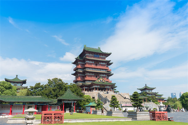 企業(yè)如何借助南昌戰(zhàn)略咨詢公司把握市場(chǎng)機(jī)遇與趨勢(shì)？