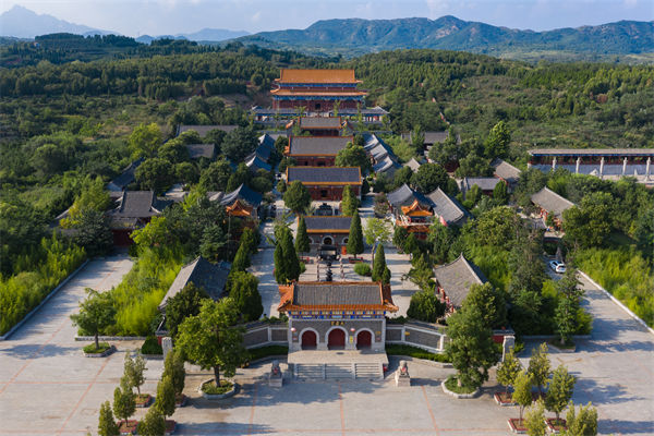 企業(yè)計(jì)劃年年空轉(zhuǎn)？煙臺年度經(jīng)營咨詢?nèi)绾巫屇繕?biāo)從模糊變可落地？