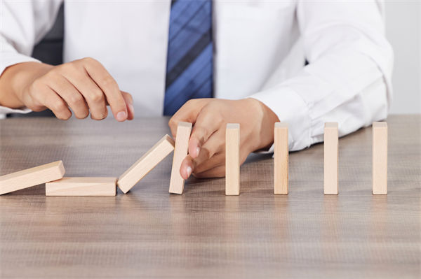預(yù)算失控拖垮企業(yè)，如何用管理筑牢利潤(rùn)防火墻？