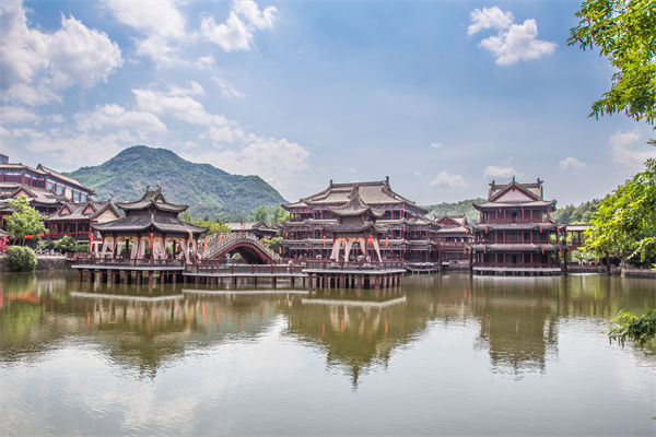 制造業(yè)管理分析：短劇基地狂飆，誰是下一個橫店？