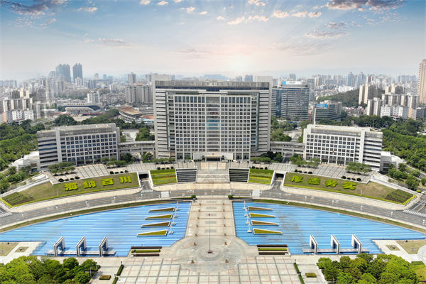 年度計劃寫得漂亮卻落不了地，東莞年度經(jīng)營計劃咨詢公司能抓實嗎？